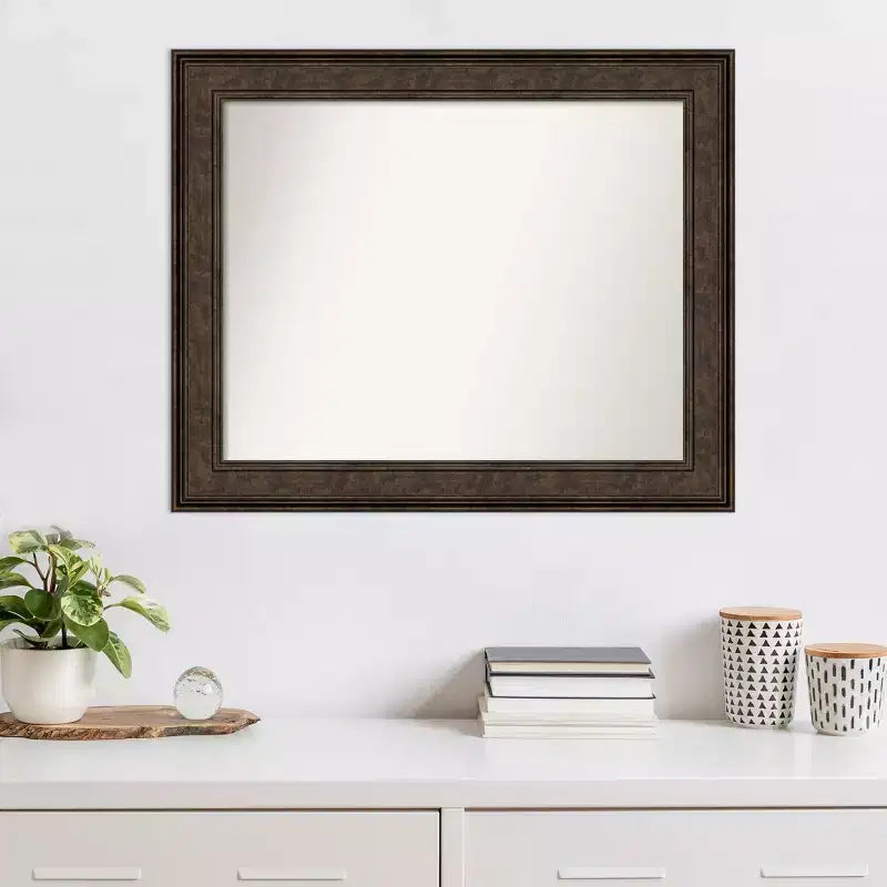 Miroir mural bronze non biseauté 34" x 28" Ridge : Rectangle, style moderne, cadre en polystyrène