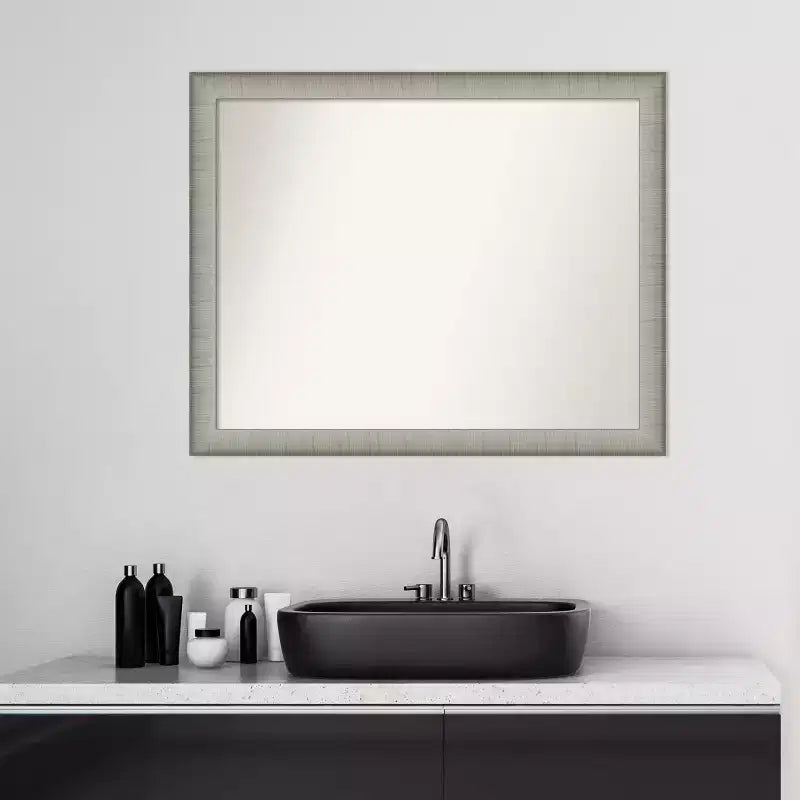 Miroir mural non biseauté 31" x 25", étain brossé, décor de vanité moderne