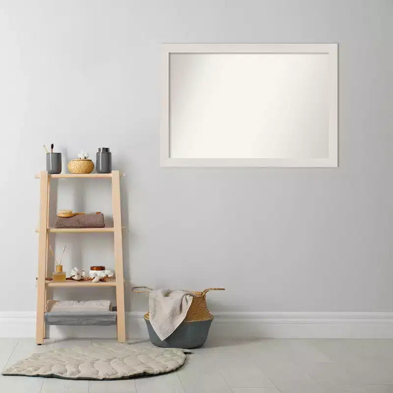 Miroir mural étroit blanc rustique en planches, non biseauté, pour salle de bain, 40" x 28" : Matériel de montage inclus