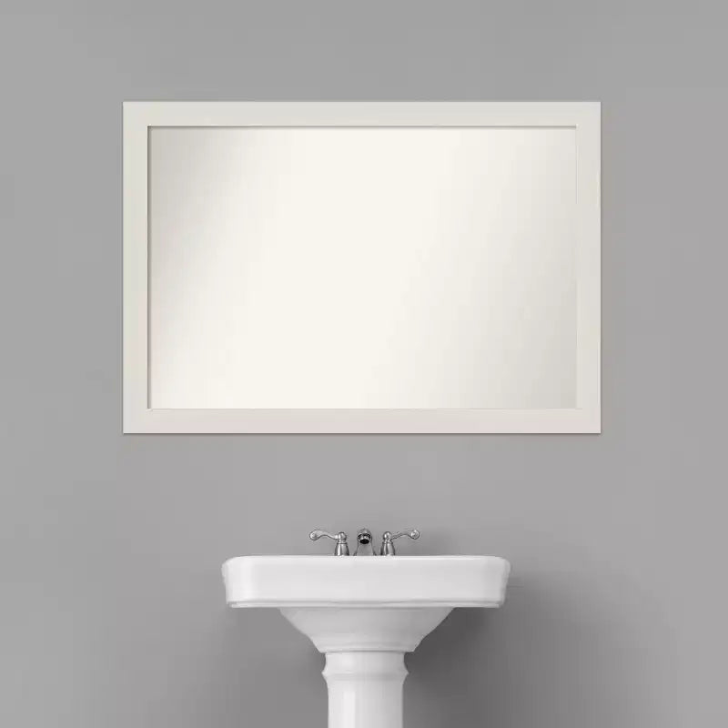 Miroir mural étroit blanc rustique en planches, non biseauté, pour salle de bain, 40" x 28" : Matériel de montage inclus
