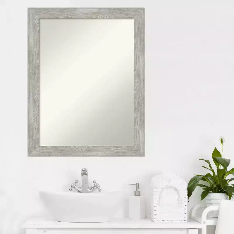 Miroir mural étroit de 56 x 71 cm non biseauté Dove pour meuble de salle de bain
