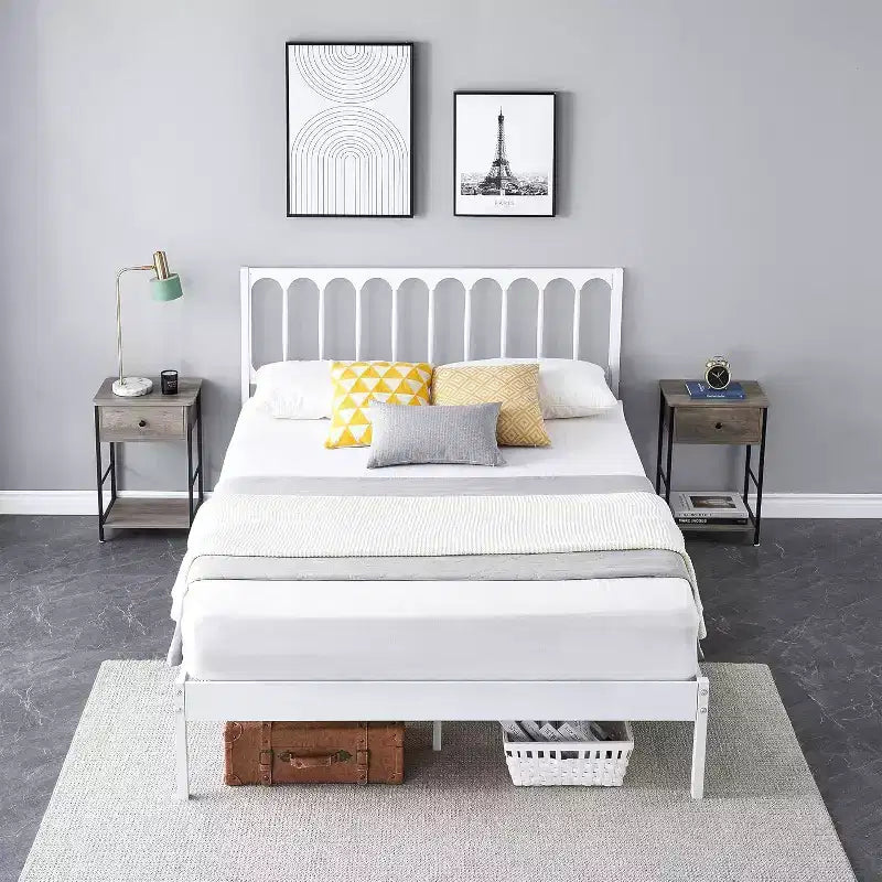 Cadre de lit Queen Size 14 pouces, lit plateforme en métal avec tête de lit, montage en 30 minutes, aucun sommier tapissier requis, design moderne, antidérapant