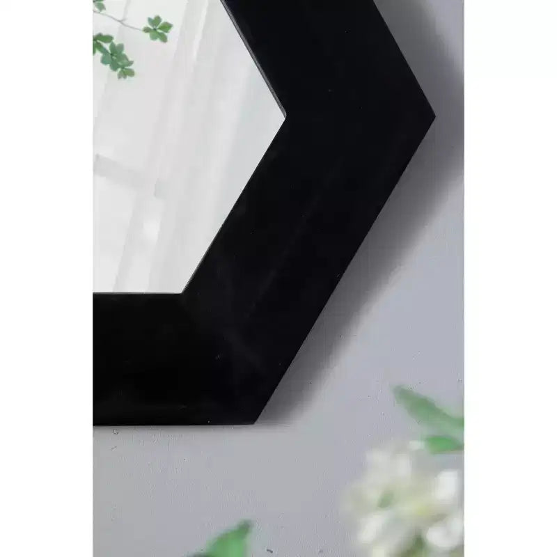 Miroir mural hexagonal de 18,5 x 18,5 pouces avec cadre en bois massif noir