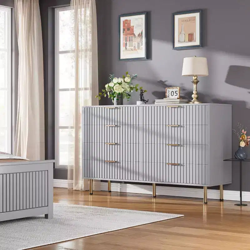 Commode 8 tiroirs pour chambre à coucher, 140 cm de large, en bois moderne, design anti-basculement, organisateur de rangement robuste pour salon, entrée, chambre d'enfant