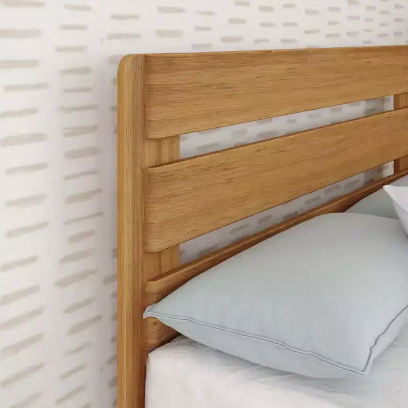 Lit Queen rustique avec tête de lit à planches, lit plateforme en bois massif