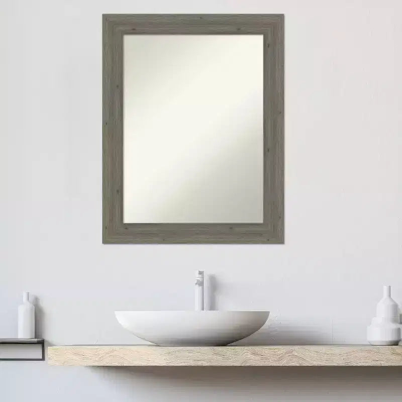 Miroir mural de salle de bain en bois, gris, non biseauté, étroit, 28,5 x 22,5 po