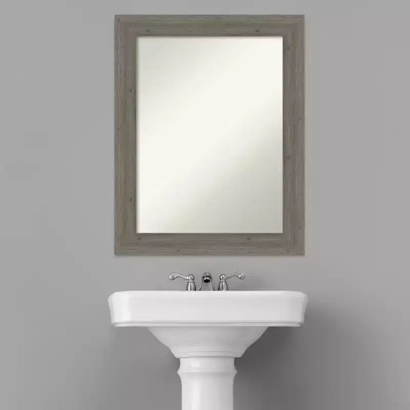 Miroir mural de salle de bain en bois, gris, non biseauté, étroit, 28,5 x 22,5 po